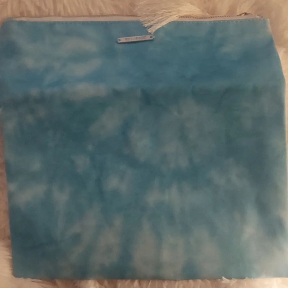 Pura Vida Retro-Chic Blue  Fold-over Cosmetic Travel Versitile Zip Snap Pouch